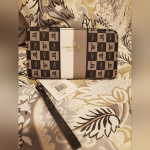 NWT London Fog Adalia Zip Around Wallet